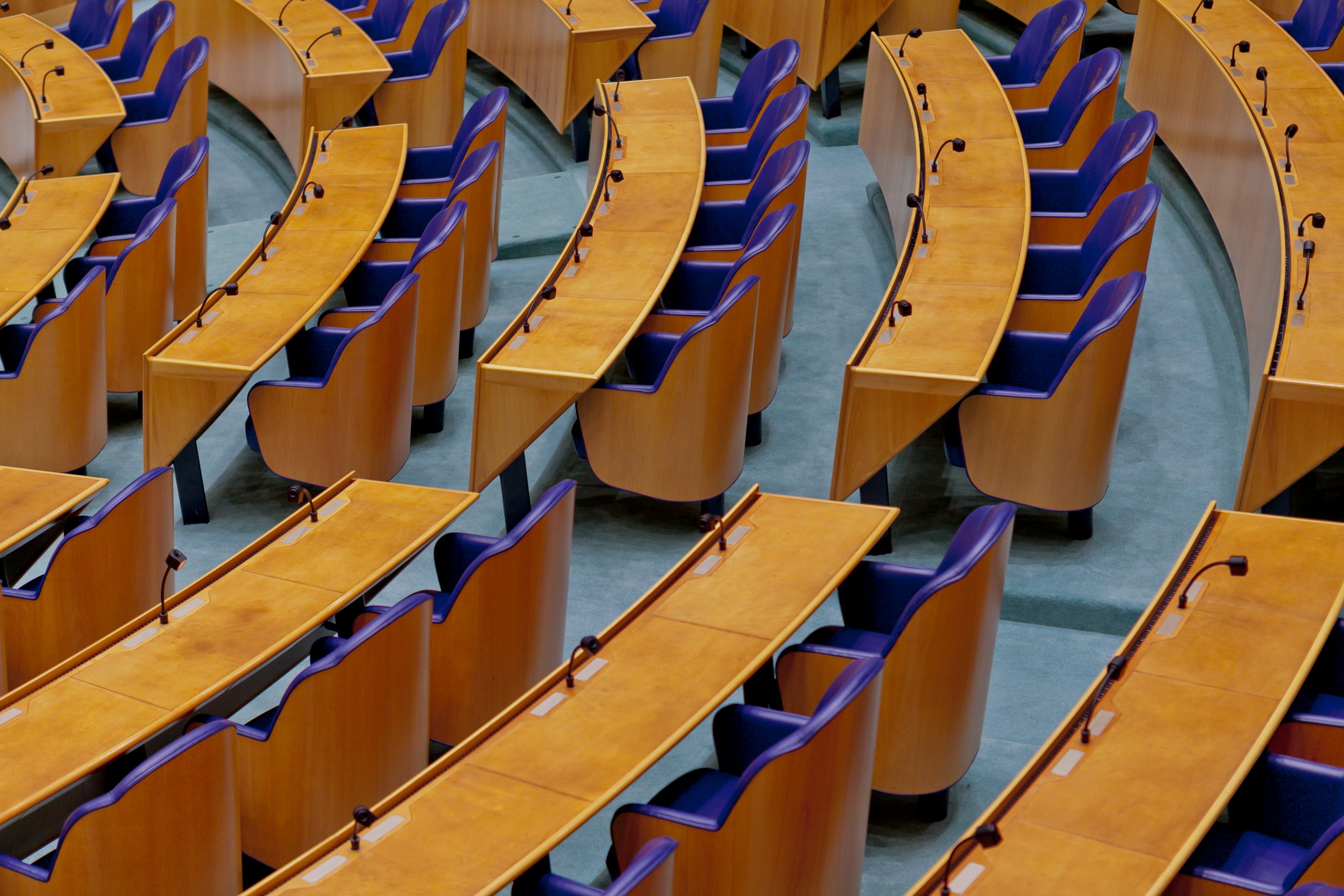 Kamer “vraagt om een langeretermijnactieplan voor basisvaardigheden”
