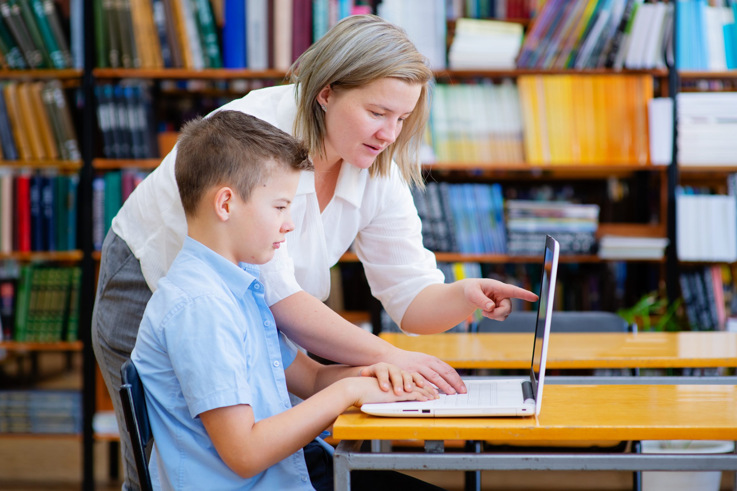 Implementatiemonitor Nationaal Programma Onderwijs funderend onderwijs