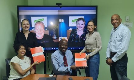 Ministerie van Onderwijs lanceert project voor digitalisering van het onderwijs in Curacao