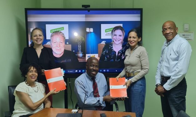 Ministerie van Onderwijs lanceert project voor digitalisering van het onderwijs in Curacao